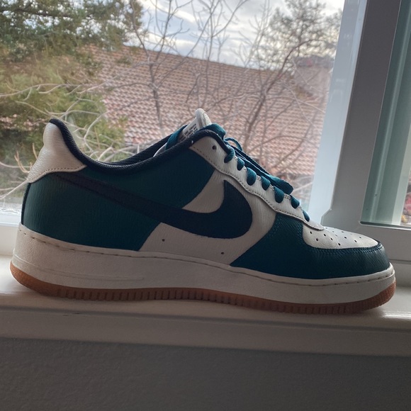 Green White and Tan Nike Air Force 1s Good Condition - Picture 2 of 6